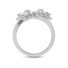 Cargar imagen en el visor de la galería, 14K White Gold Diamond 1 3/8 Ct.Tw. Fashion Ring