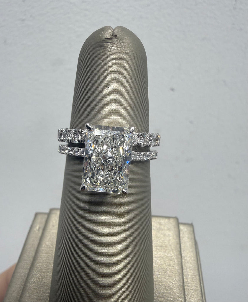 14k lab wedding aet .77ctw band and 3.25ctw engagement ring