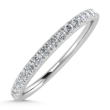 Cargar imagen en el visor de la galería, 14K White Gold Lab Grown Diamond 1/6 Ct.Tw. IGI Certified Wedding Band