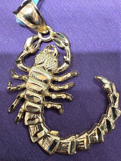 10K YELLOW GOLD SCORPION