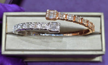 Cargar imagen en el visor de la galería, 10k T/T 3.18 ctw Dia Fashion Bangle