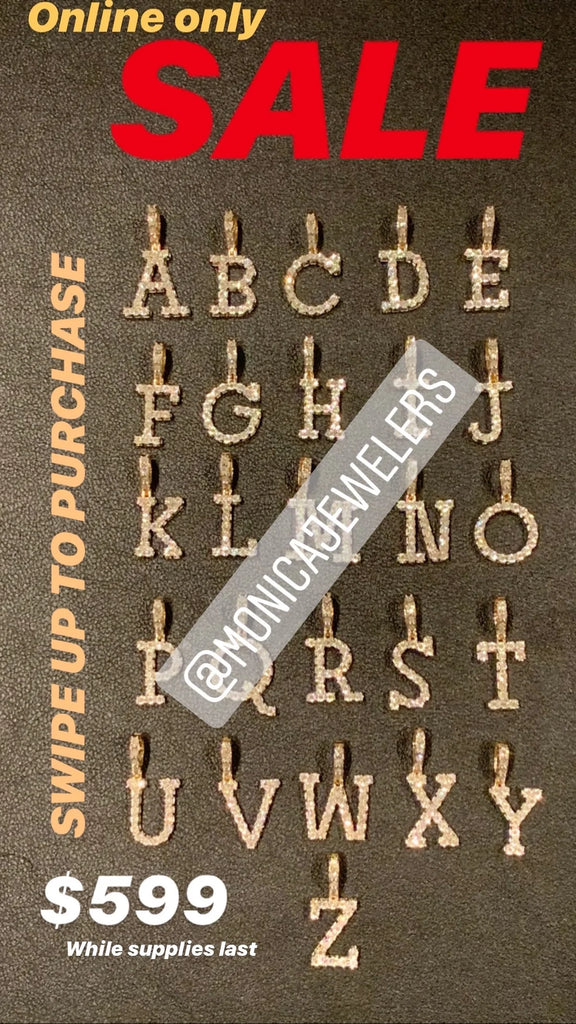 Colgante con inicial de diamantes en oro amarillo de 10 k con cadena