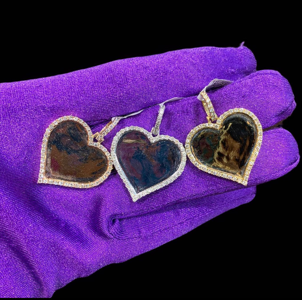 10K WG DIA HEART PICTURE PENDANT